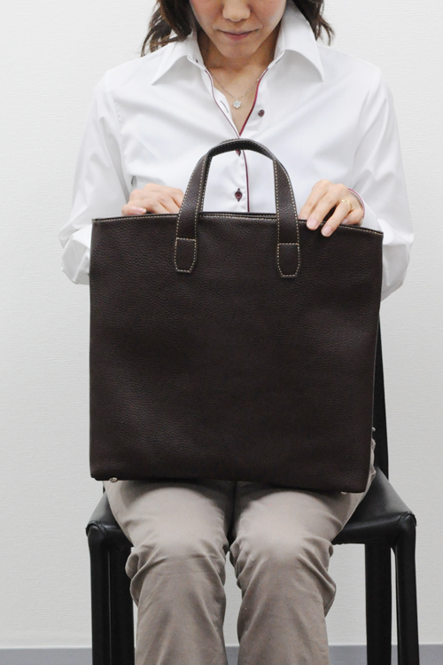 ozie|オジエ 本革トートバッグ　　BG-G-KE31824-39-BROWN