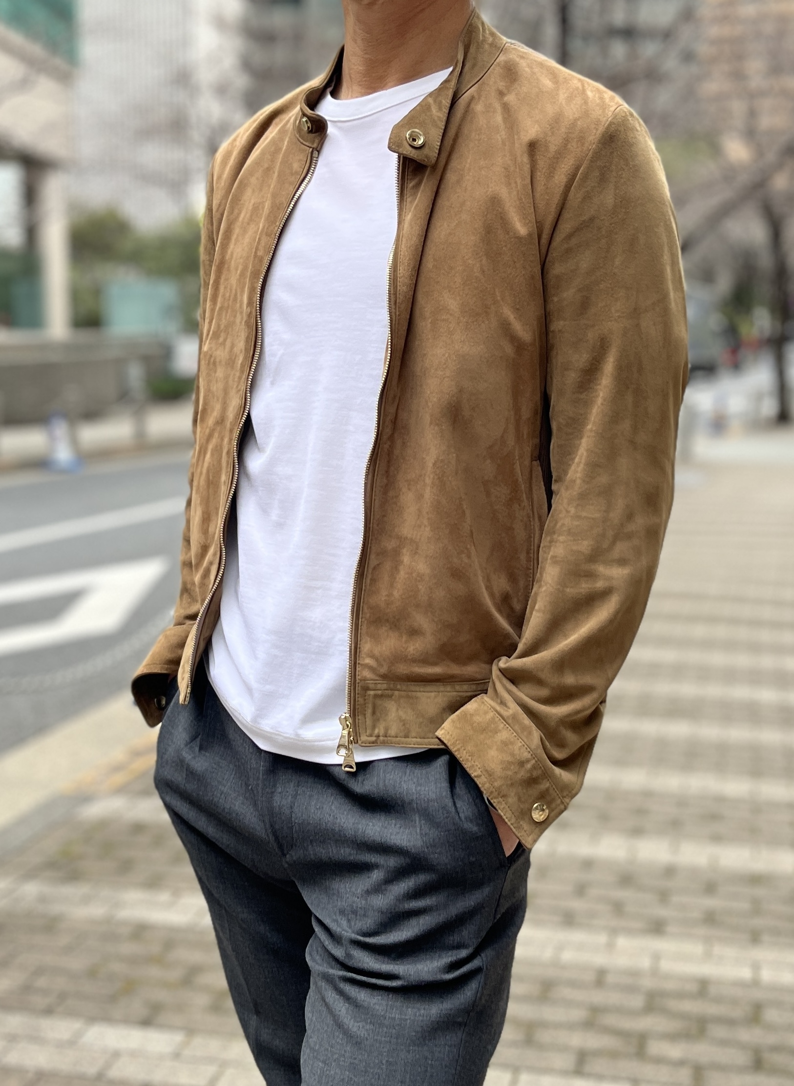 ozie|オジエ　REDA ACTIVETシャツの実用例•休日のリラックスタイムを上質に①