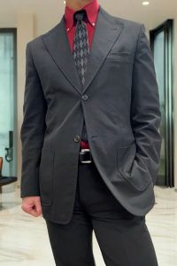 ozie|オジエ　赤シャツコーディネート例