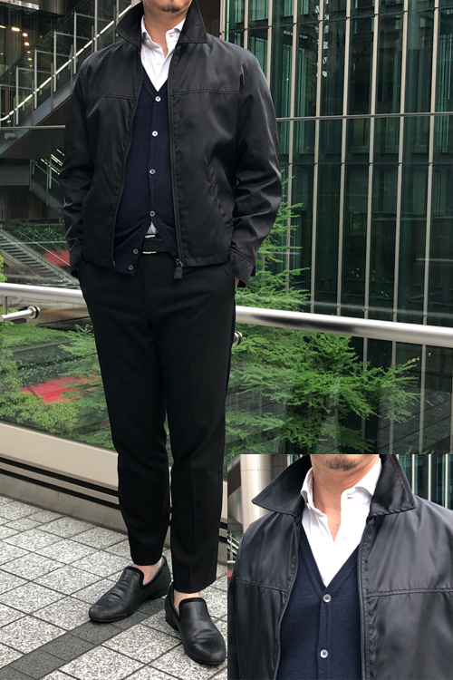 カジュアルなカーディガンのコーディネート例