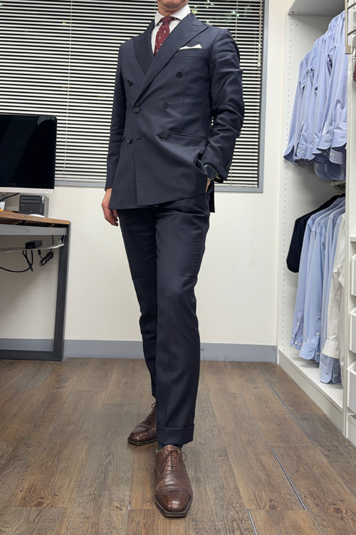 ozie|オジエ　適度なゆとりのスーツ