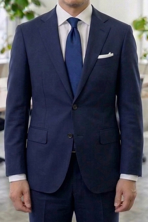 ozie|オジエ　一番安定するのは無地スーツを土台にすること