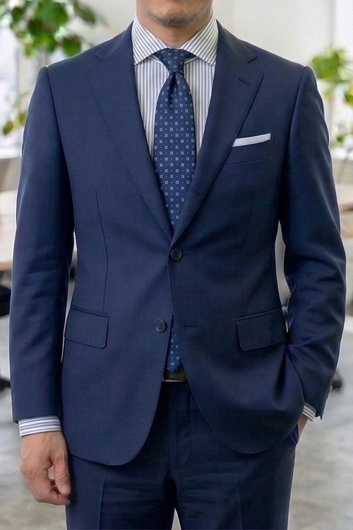 ozie|オジエ　細ストライプシャツ、小紋ネクタイ